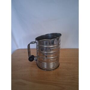 Vintage Flour Sifter 6 inches Tall